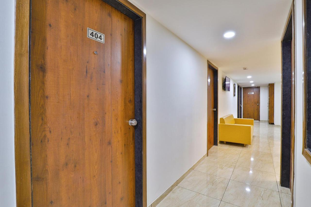 Leo Hotel Ahmedabad Ngoại thất bức ảnh